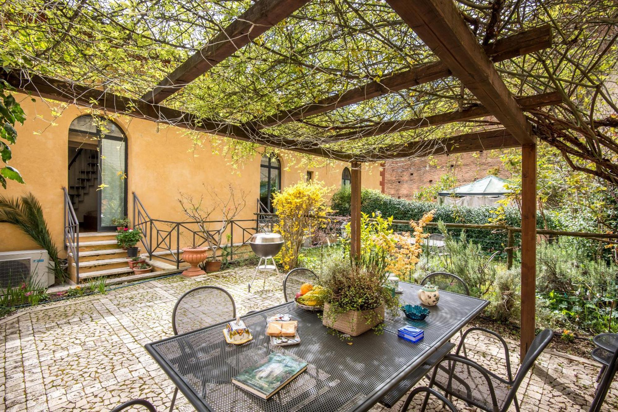 Secret Garden * Siena